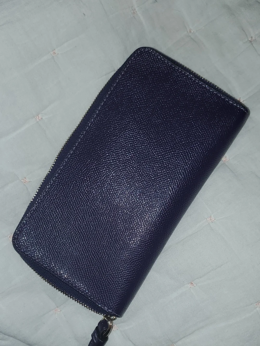 COACH MIDNIGHT BLUE / DARK PURPLE ZIP AROUND WALLET NWOT